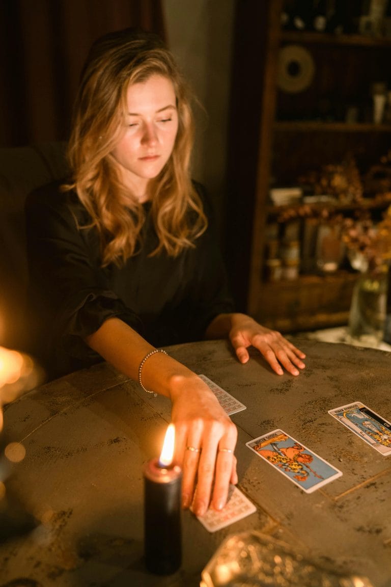 Advanced tarot reading spread for understanding personal and relational dynamics.